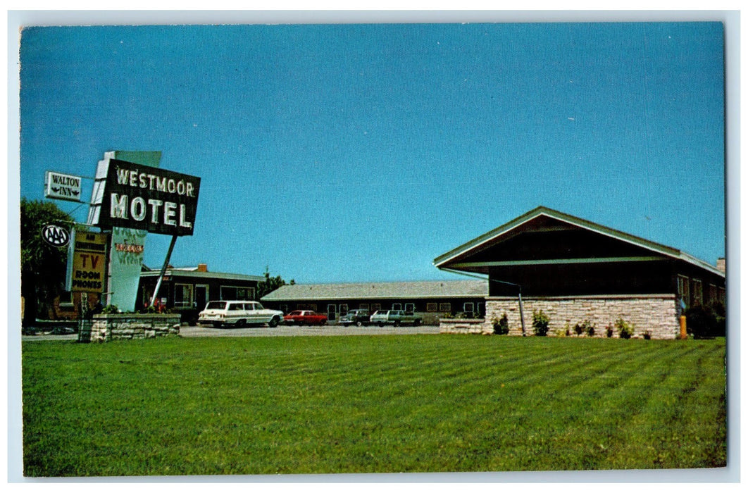 Westmoor Motel Walton Inn Panoramic View Manitowoc Wisconsin WI Vintage Postcard