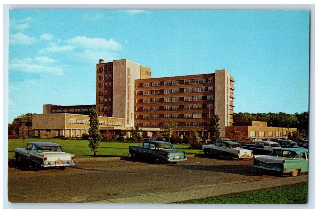 Cars Parkview Memorial Hospital Randalia Drive Fort Wayne Indiana IN Postcard