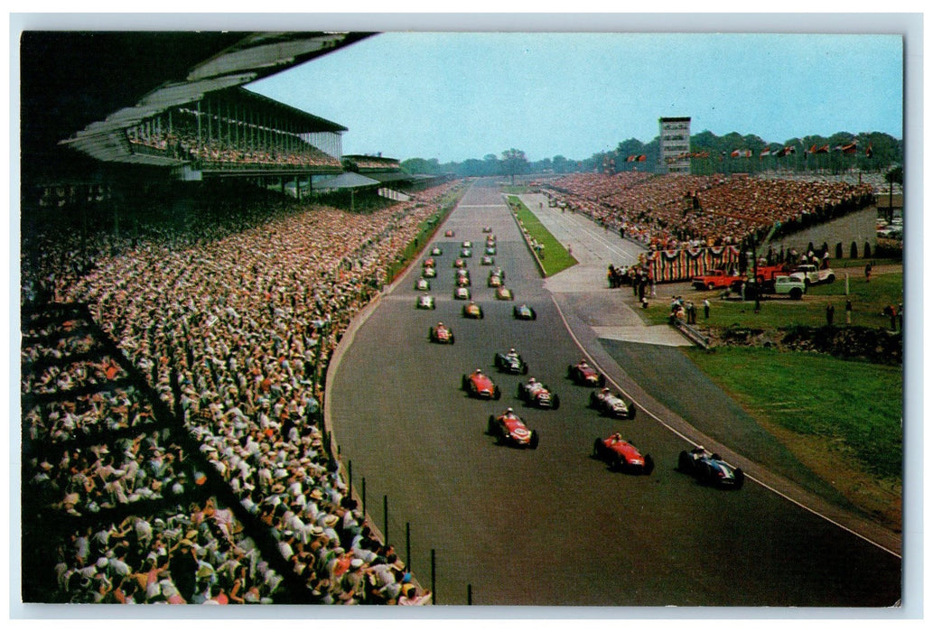 500 Mile Automobile Race Trail Indianapolis IN, Pace Lap Scene Vintage Postcard