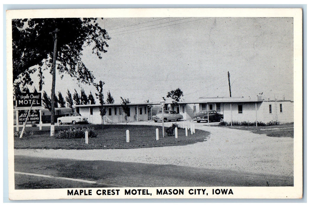 c1920's Maple Crest Motel Inn Classic Car Signage Mason City Iowa IA Postcard