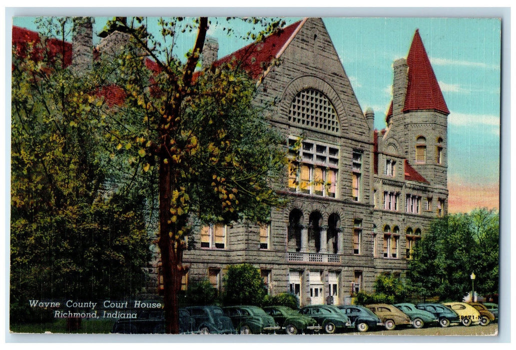 View Of Wayne County Court House Car-lined Richmond Indiana IN Vintage Postcard