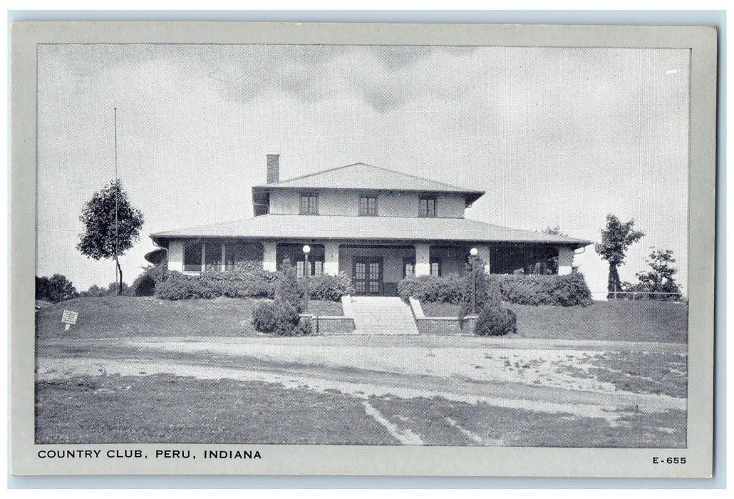 Country Club House Panoramic View Peru Indiana IN, Garden Scene Vintage Postcard