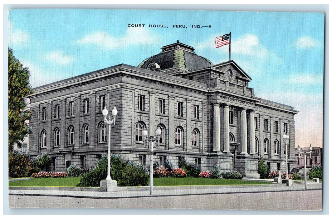 View Of Court House Peru Indiana IN, Garden Street Lamps Scene Vintage Postcard