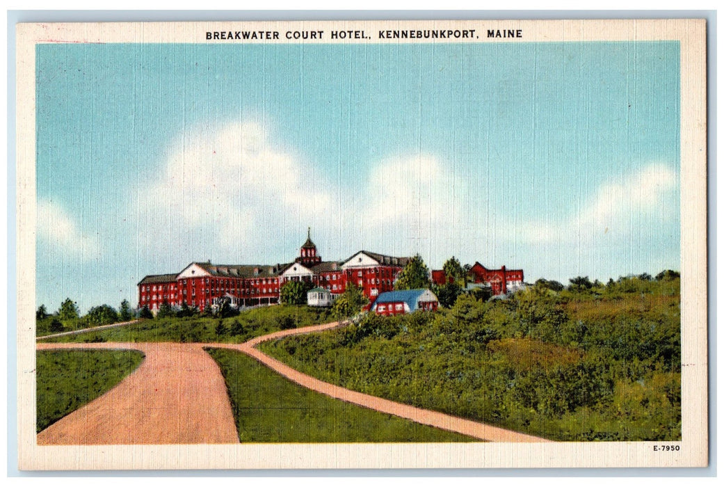 c1940's Breakwater Court Hotel Scene Kennebunkport Maine ME Unposted Postcard