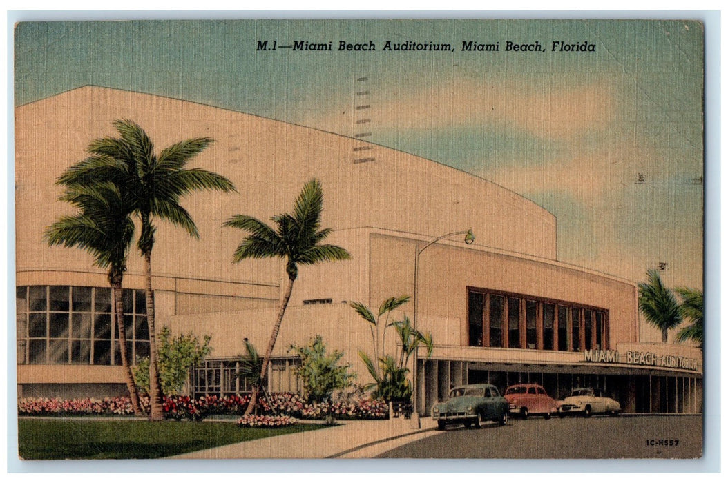 1954 Miami Beach Auditorium Florida FL, Car-lined Palm Tree Scene Postcard