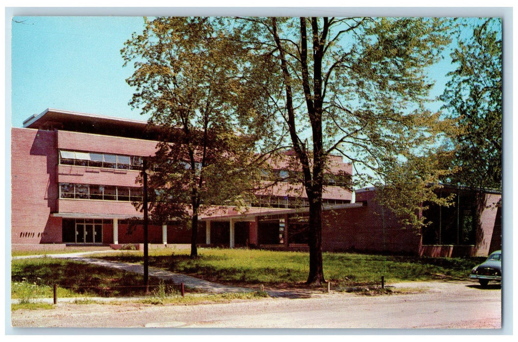 c1950's New David Worth Dennis Science Hall Earlham College Richmond IN Postcard