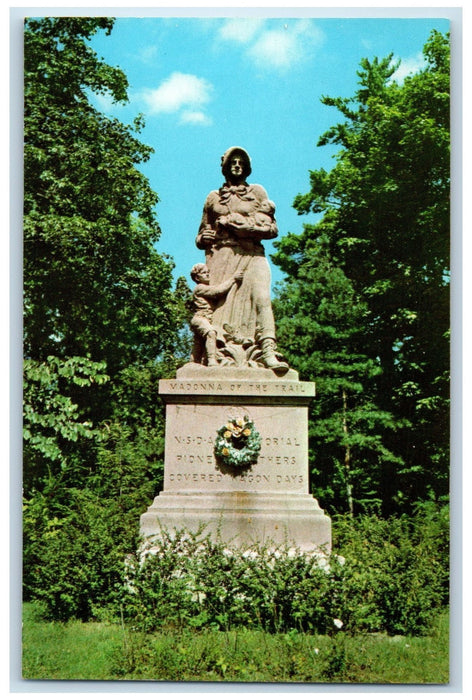 c1950 Madonna Of The Trail Mother Children Statue Monument Richmond IN Postcard