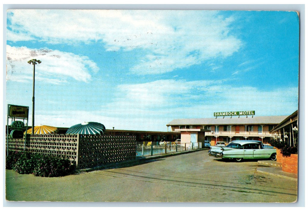 1961 Shamrock Motel Restaurant Classic Car Pool Cottage Dallas Texas TX Postcard