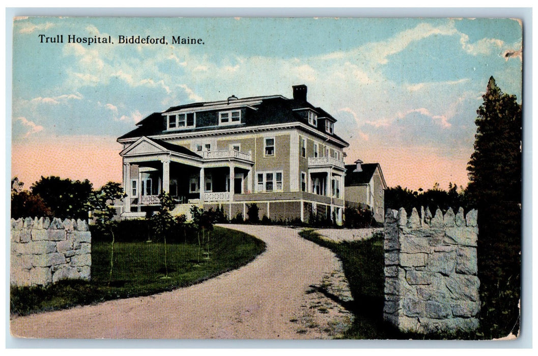 c1950's Trull Hospital Building Entrance View Dirt Road Biddeford ME Postcard