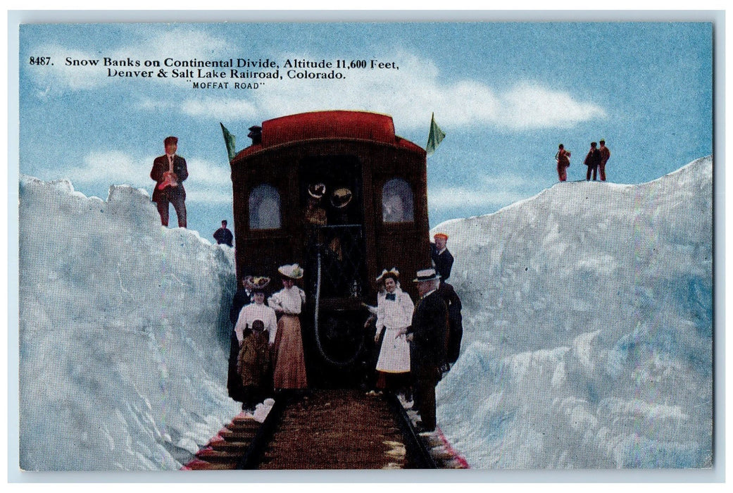 c1950's Snow Banks Continental Divide Railroad Tourist Moffat Road CO Postcard
