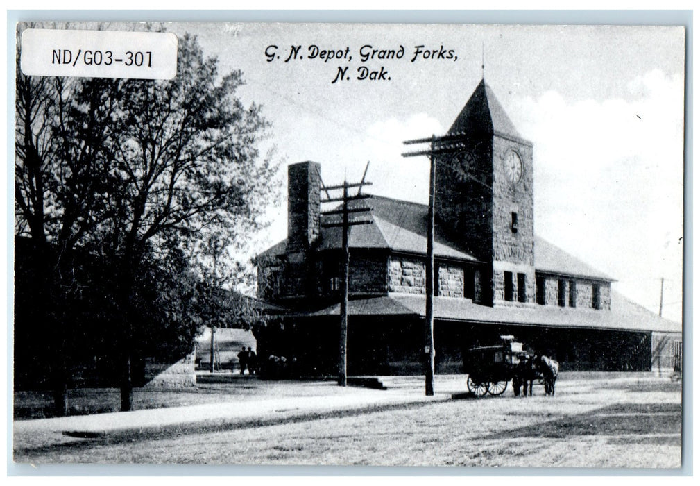c1910's Great Northern Depot Scene Grand Fork North Dakota ND Unposted Postcard