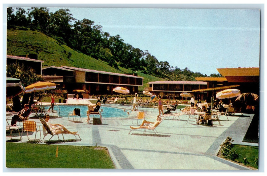 c1950's Mission Valley Inn Swimming Pool Guests Restaurant San Diego CA Postcard