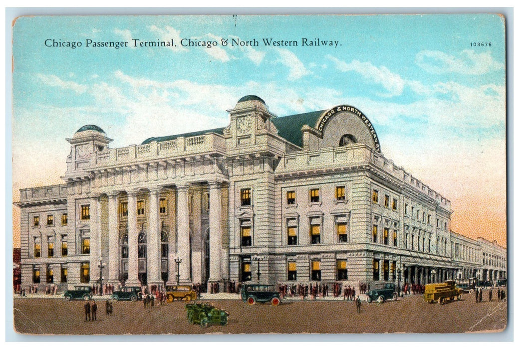 c1910's Chicago Passenger Terminal North Western Railway Chicago IL Postcard