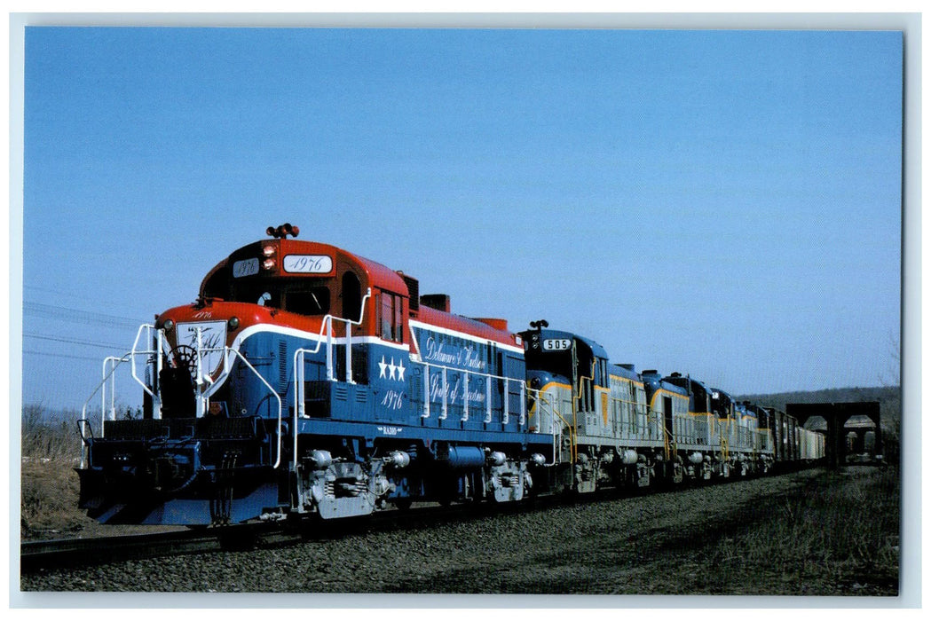 c1950 Bicentennial RS3U #1976 RS3U Train Delaware Central Bridge NY Postcard