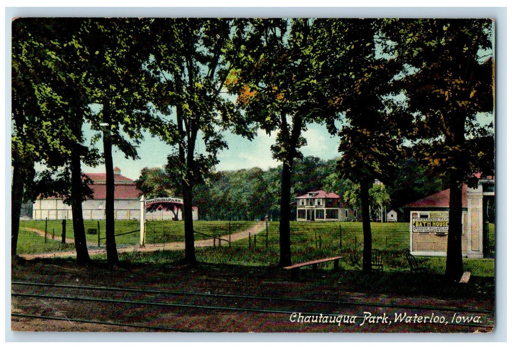 c1950's Chautauqua Park Railroad Building Wire Gated Waterloo Iowa IA Postcard