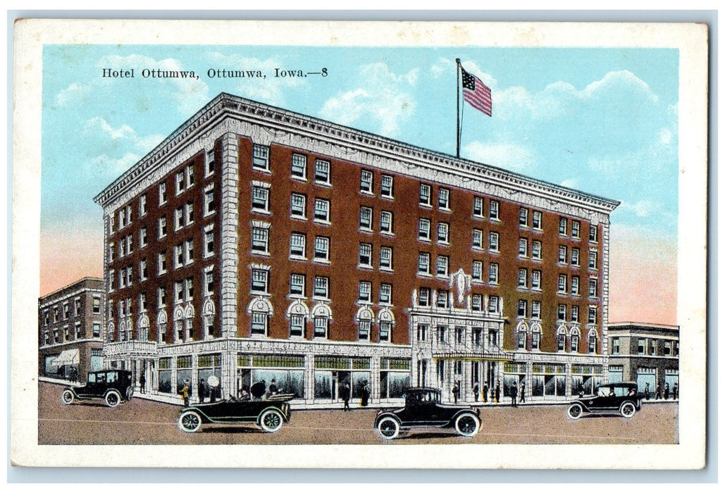 c1920's Hotel Ottumwa Building Entrance Restaurant Cars Ottumwa Iowa IA Postcard
