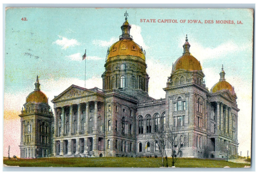 1909 State Capitol Of Iowa Building View Flag Tower Dees Moines Iowa IA Postcard