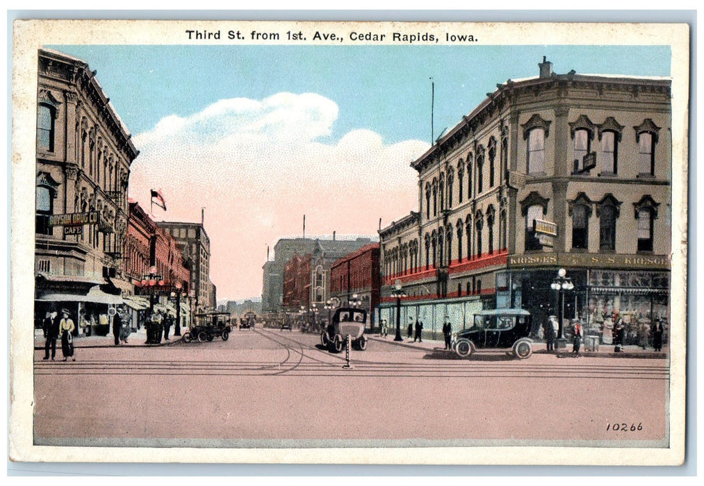 c1920 Third St. From 1st Ave Classic Cars Building Cedar Rapids Iowa IA Postcard
