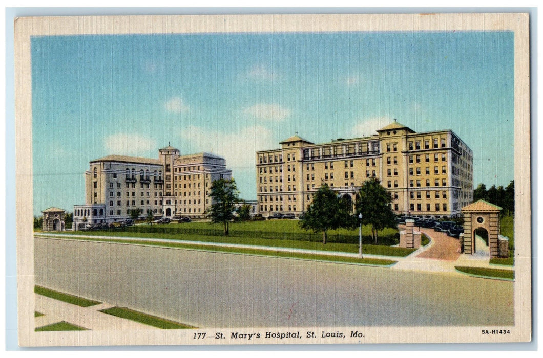 c1940s St. Mary's Hospital Exterior Roadside St. Louis Missouri MO Postcard