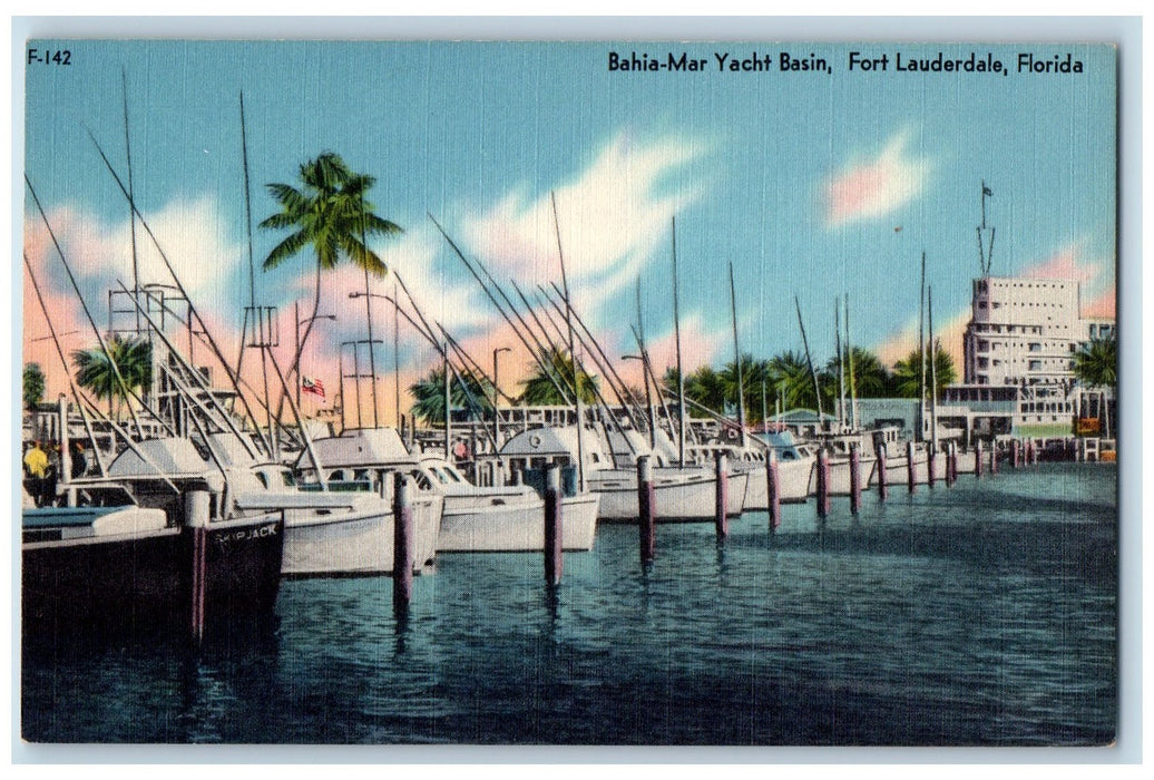 c1940 Bahia Mar Yacht Basin Lined Boats Dock Fort Lauderdale Florida FL Postcard