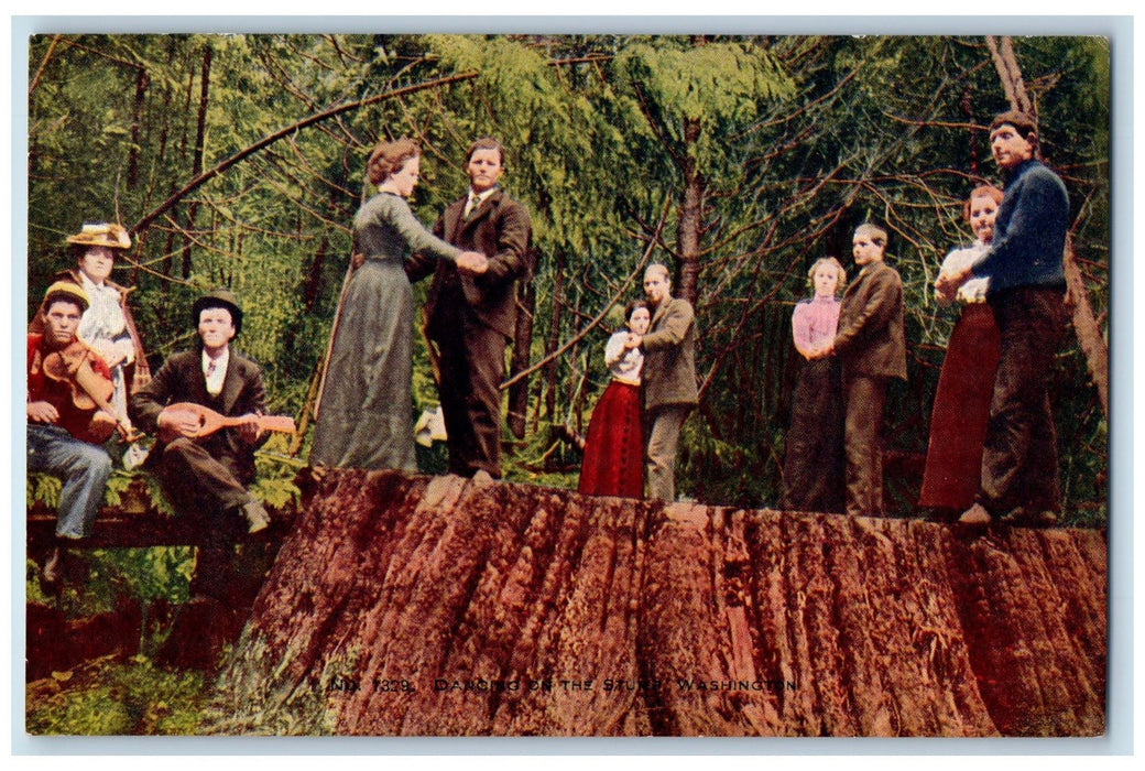 c1950's Dancing On The Huge Tree Stump Tourists Couple Washington WA Postcard