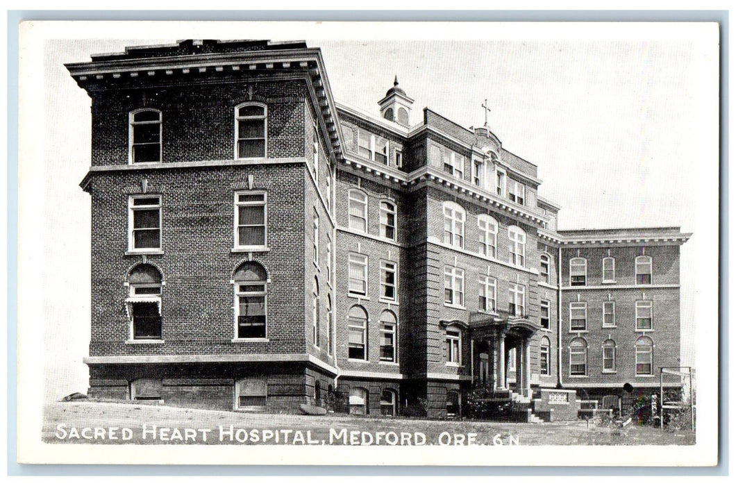 c1920s Sacred Heart Hospital Exterior Scene Medford Oregon OR Unposted Postcard