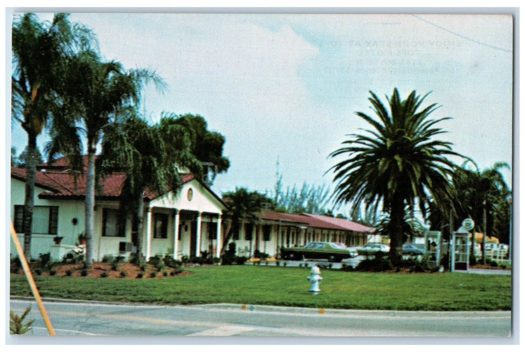 c1960s Tops Motel Exterior Roadside St. Petersburg FL Unposted Trees Postcard