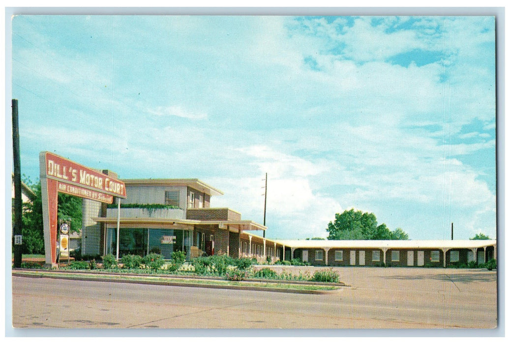 c1950's Dill's Motor Court Building Restaurant Roadside View Alabama AL Postcard