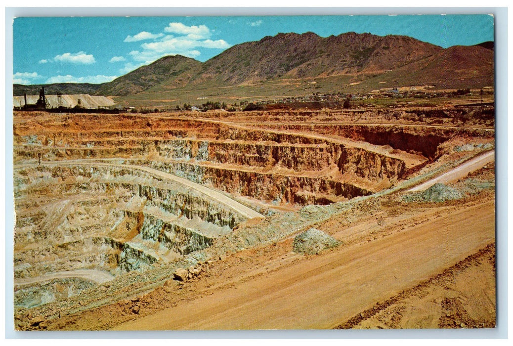 c1960s Berkeley Pit Hills And Rock Formations Butte Montana MT Unposted Postcard