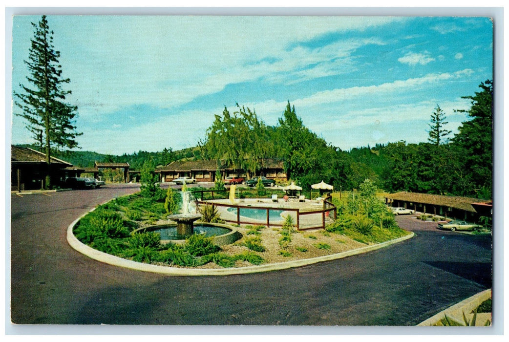 1970 Sherwood Forest Motel Garberville California CA Posted Fountain Postcard