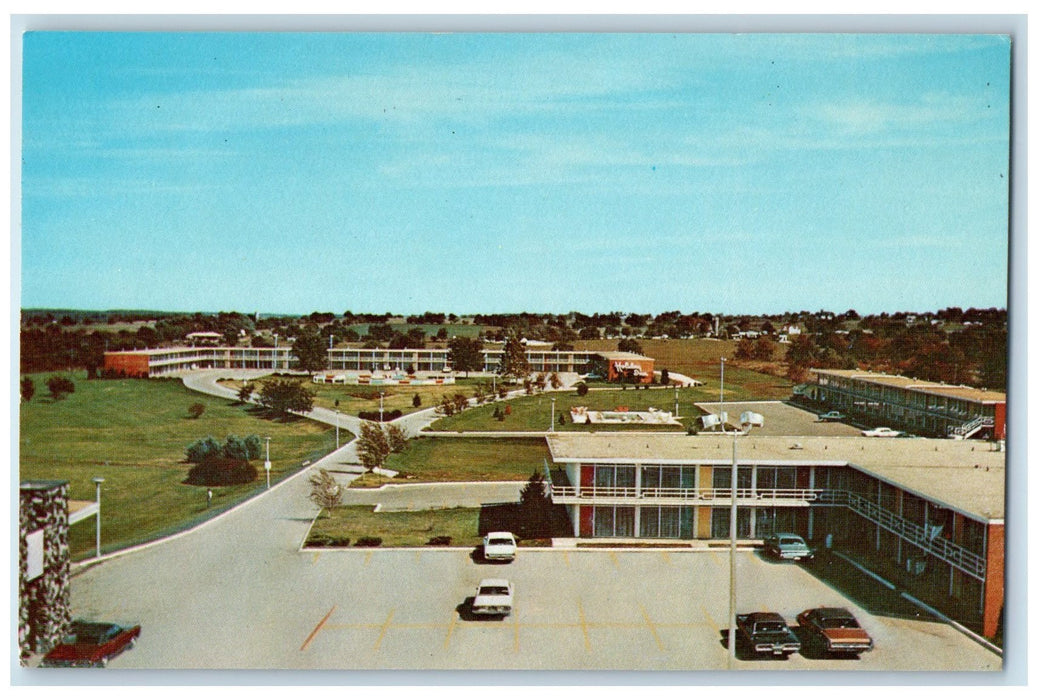 c1960s Holiday Inn Exterior Roadside Springfield Missouri MO Unposted Postcard