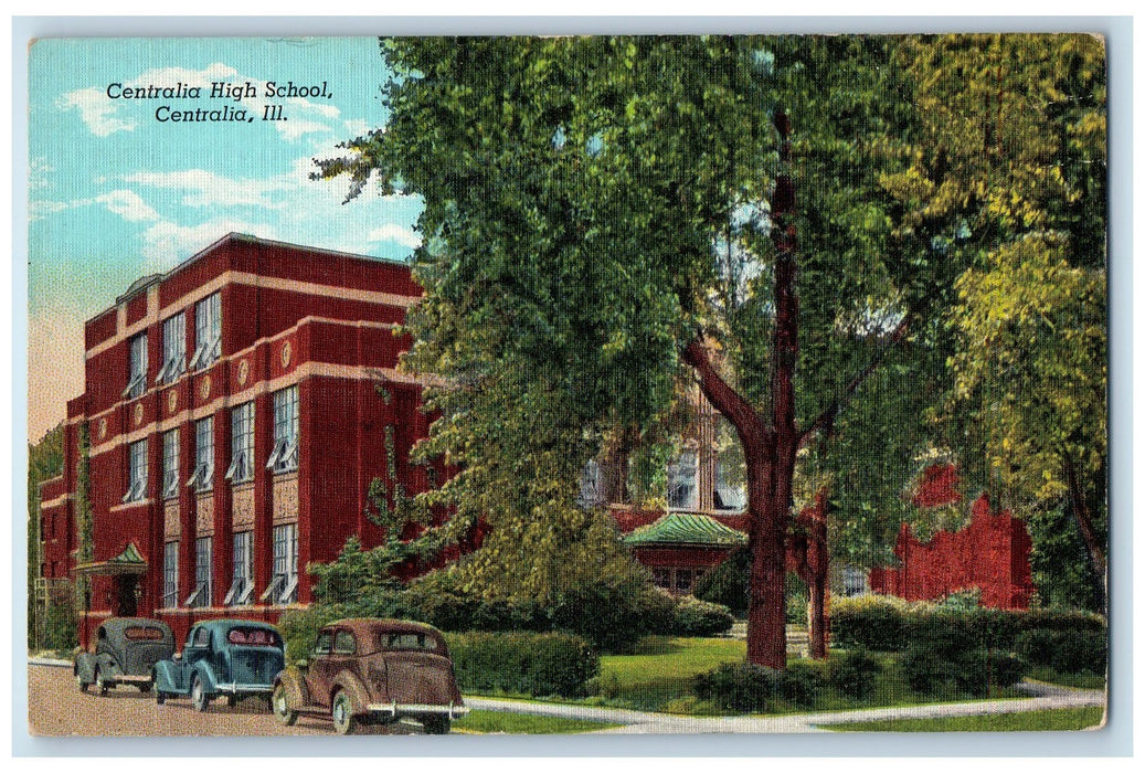 c1940 Centralia High School Building Campus Cars Centralia Illinois IL Postcard