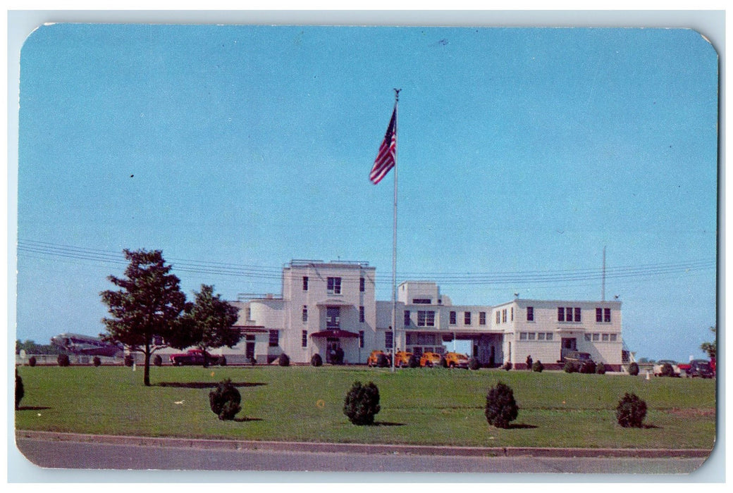 c1960s Berry Field Municipal Airport Of Nashville Tennessee TE Unposted Postcard