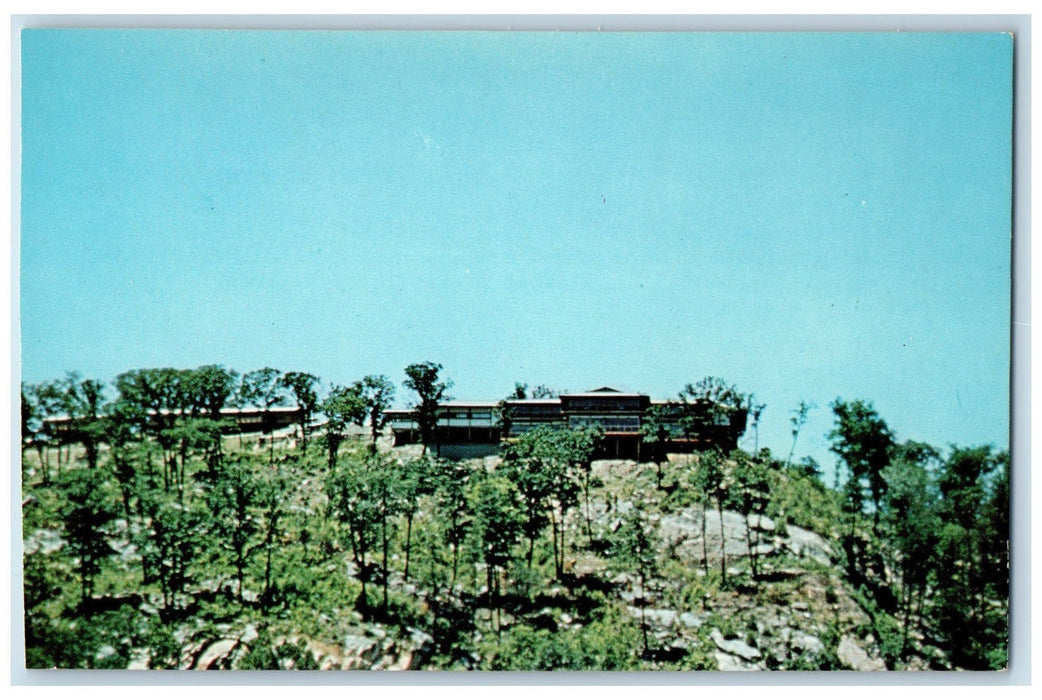 c1960s The Motel Mountain Large Restaurant Building Rockland County NY Postcard