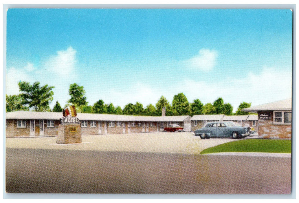 c1940s Indianhead Motel Exterior Roadside Ironwood Michigan MI Unposted Postcard