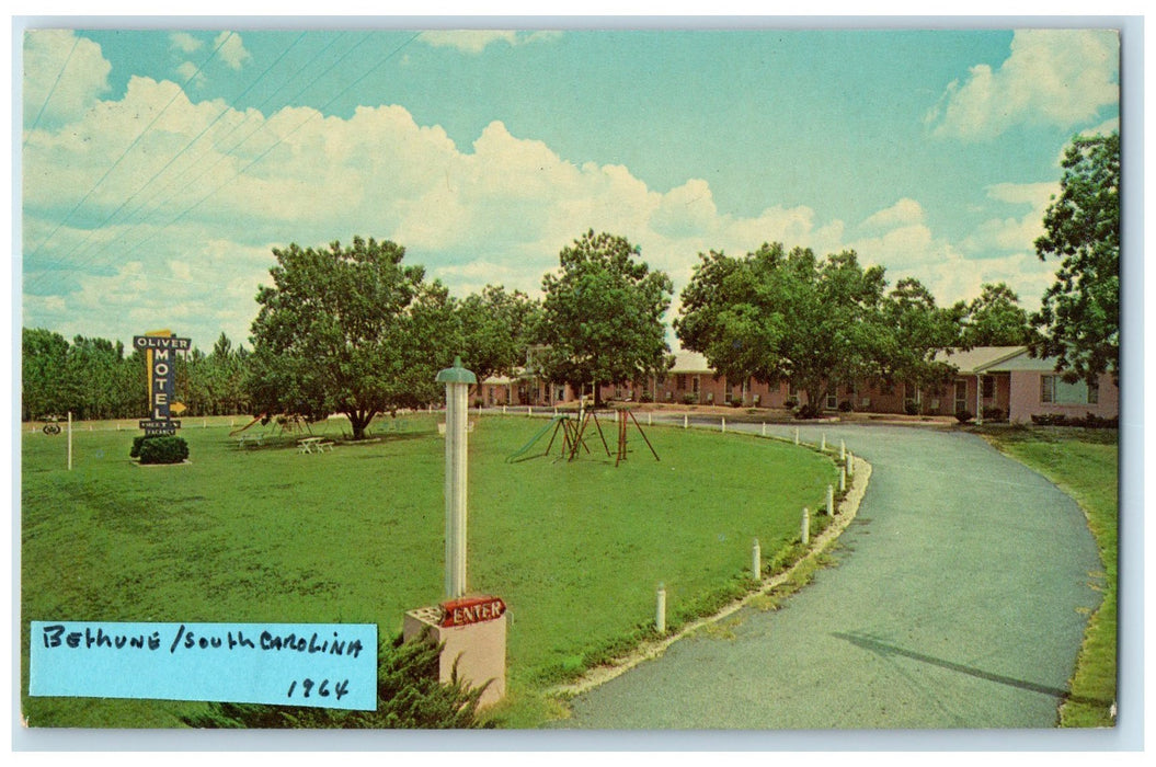 c1950's Oliver Motel Building Restaurant Road Bethune South Carolina SC Postcard