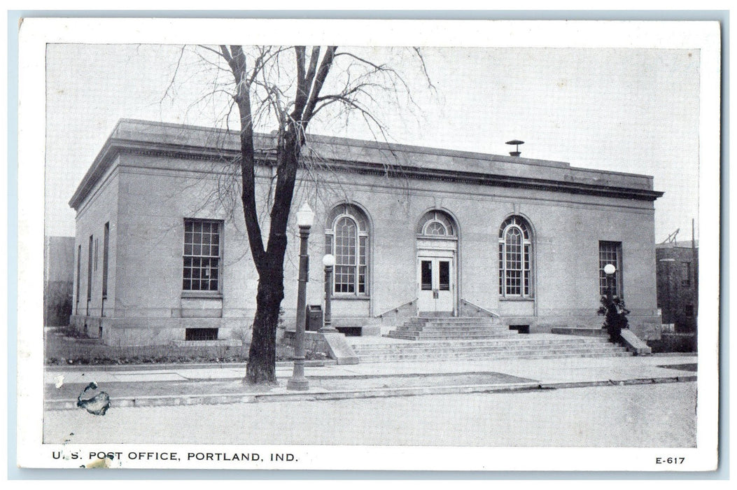 c1940's United States Post Office Exterior Portland Indiana IN Unposted Postcard