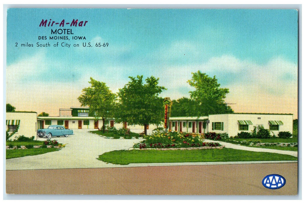c1940s Mir-A-Mar Motel Exterior Roadside Des Moines Iowa IA Unposted Postcard
