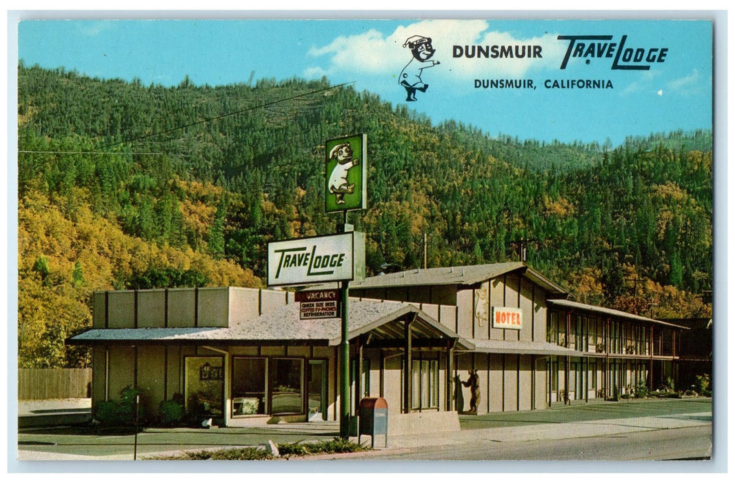 c1960s Dunsmuir Travel Lodge Exterior Roadside Dunsmuir California CA Postcard