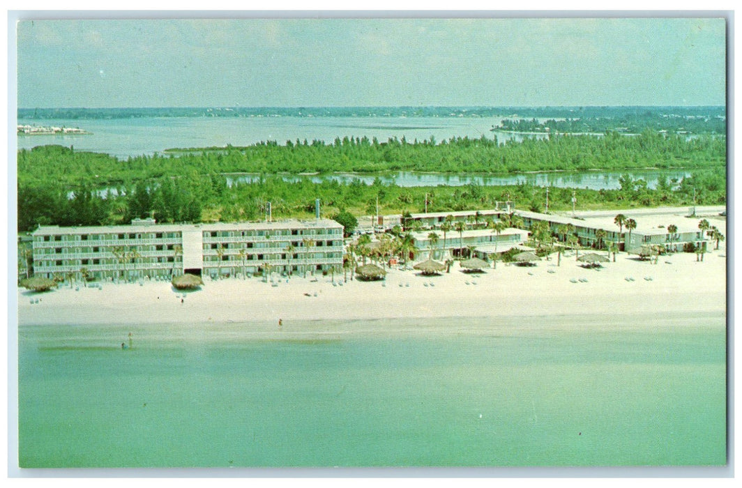 c1960s Sheraton Sandcastle Motor Inn Scene Sarasota Florida FL Unposted Postcard