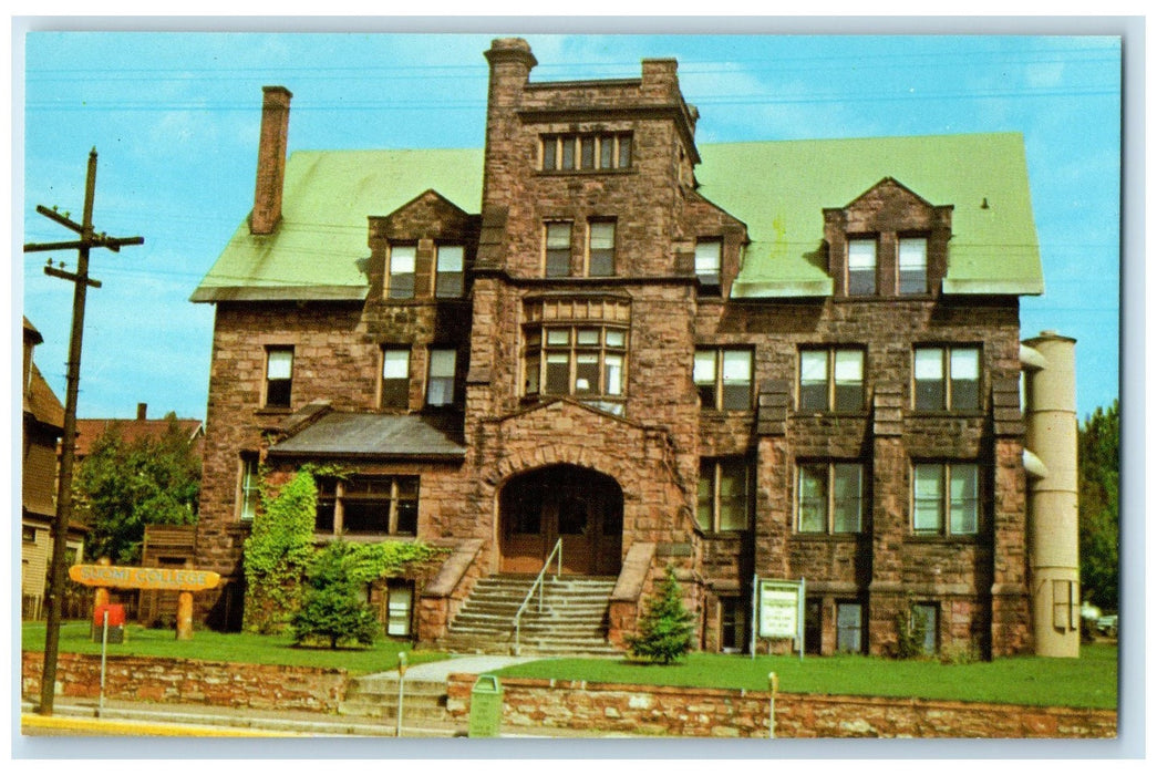 c1950 Old Main Suomi College Building Historical Land Mark Hancock MI Postcard