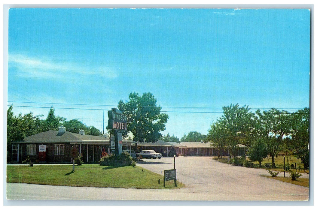 c1960s Windsor Motel & Restaurant Exterior Kennesaw Georgia GA Unposted Postcard