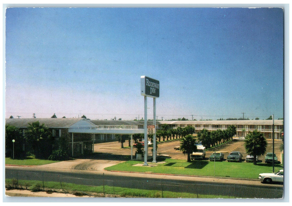 c1960's Rodeway Inn Exterior Roadside Brownsville Texas TE Unposted Postcard