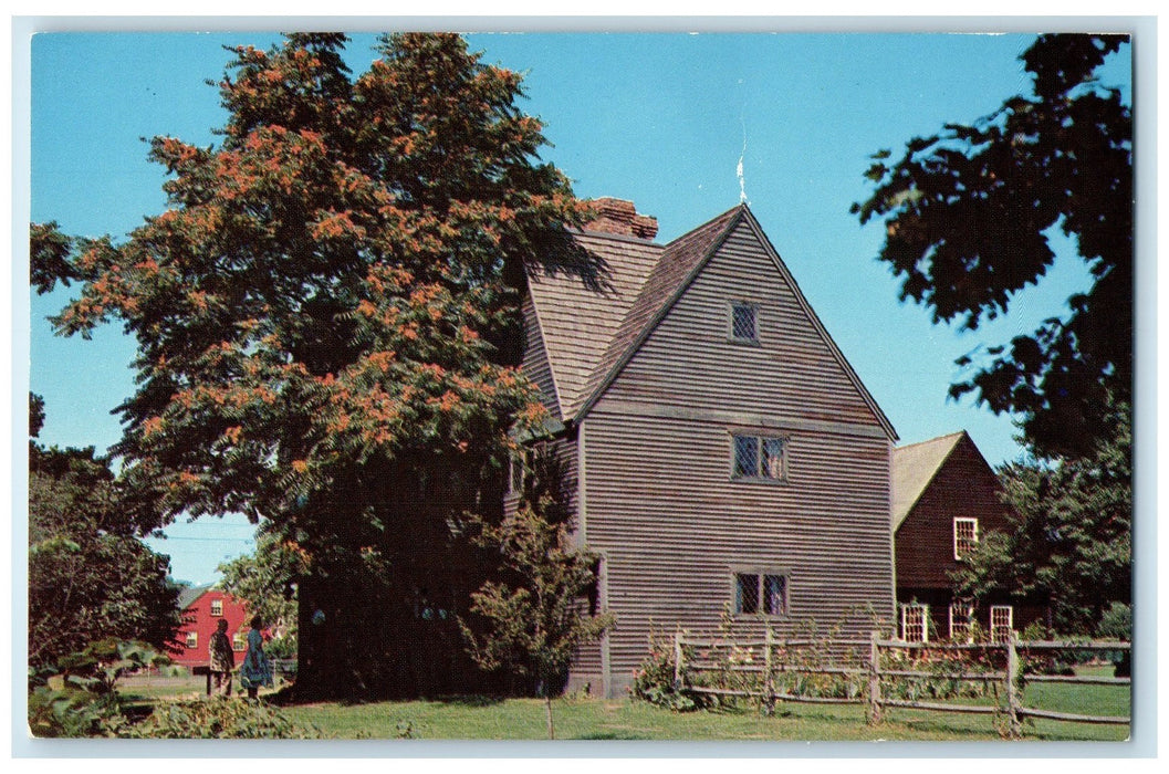 c1950 Ironmaster's House Building Couples View Saugus Massachusetts MA Postcard