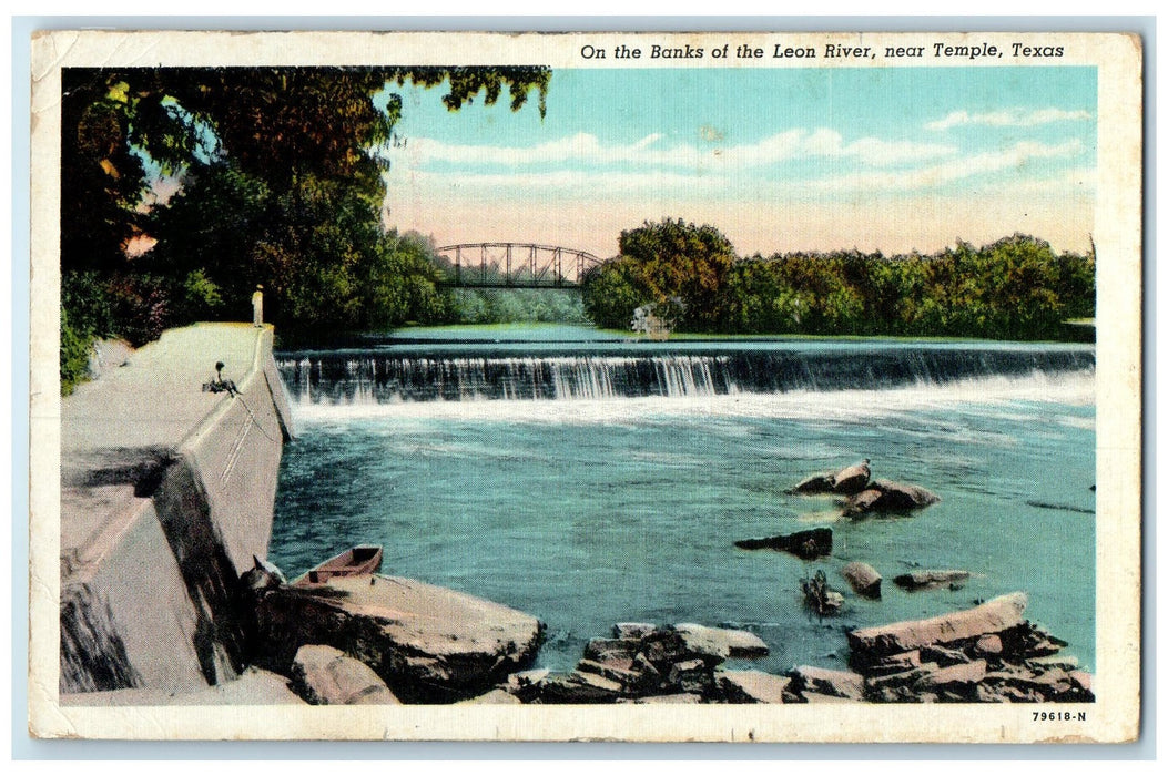 c1940's On The Banks Of The Leon River Water Falls Boat Temple Texas TX Postcard