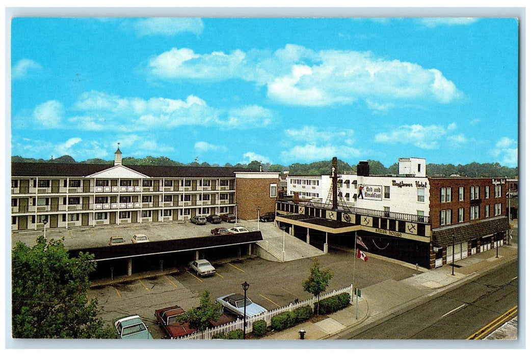 c1950's Mayflower Bed & Breakfast Hotel Restaurant Plymouth Michigan MI Postcard