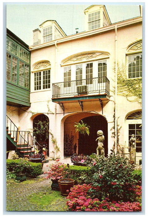 c1960s Courtyard Scene House Exterior New Orleans Louisiana LA Unposted Postcard