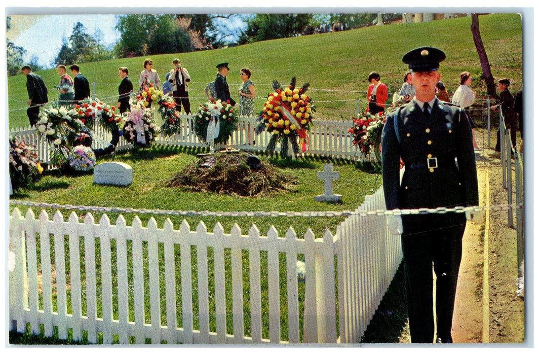 c1950 Grave Of John F. Kennedy 35th US President Arlington Virginia VA Postcard