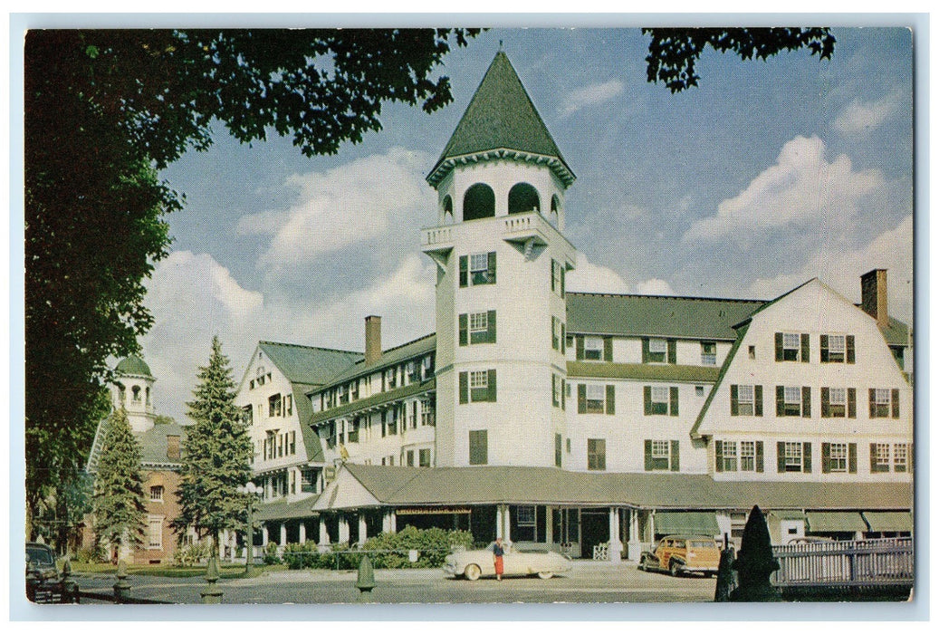 c1940's Woodstock Inn Village Green Woodstock Vermont VT Unposted Trees Postcard