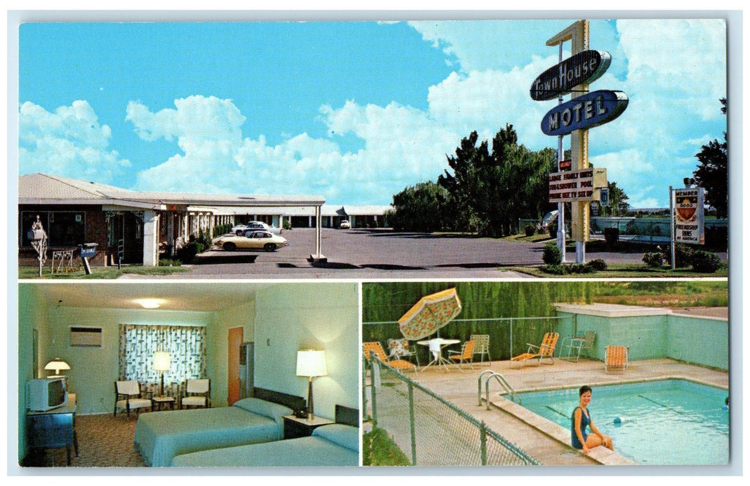 c1950 Town House Motel Restaurant Cottage Pool Las Cruses New Mexico NM Postcard